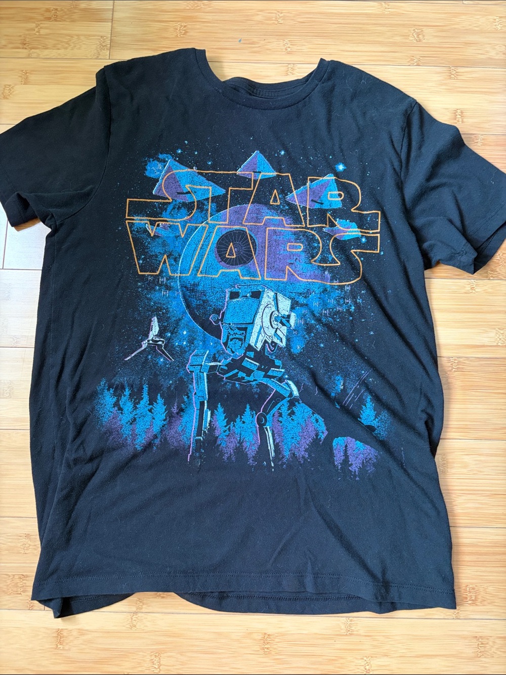 Old Navy Star Wars Men’s Black Tee with Blue and Purple Graphic Size Medium